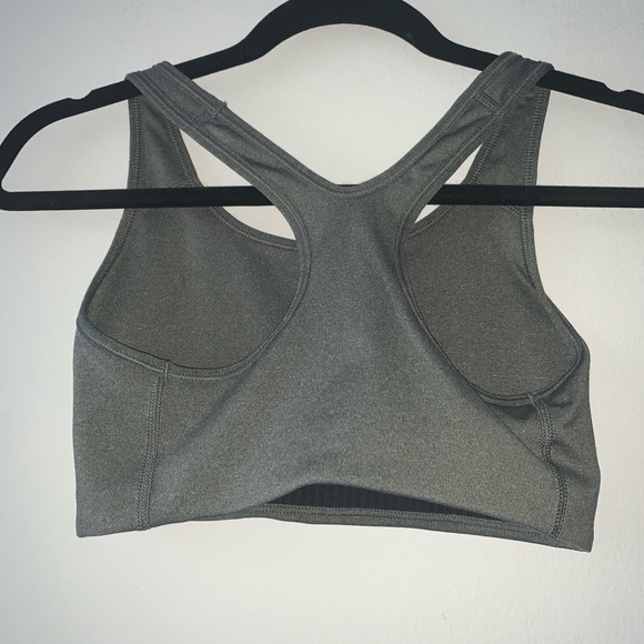 Nike dri fit sports bra grey size small - Picture 3 of 4